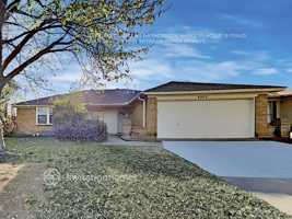 featured image of 4902 Green Hollow Dr