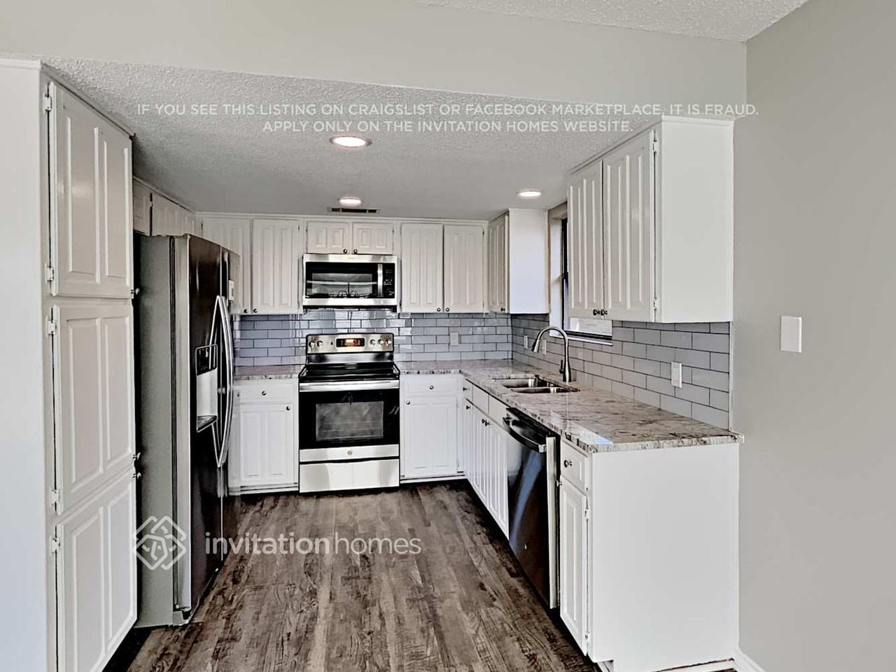 4902 Green Hollow Dr - Photo 4 of 14