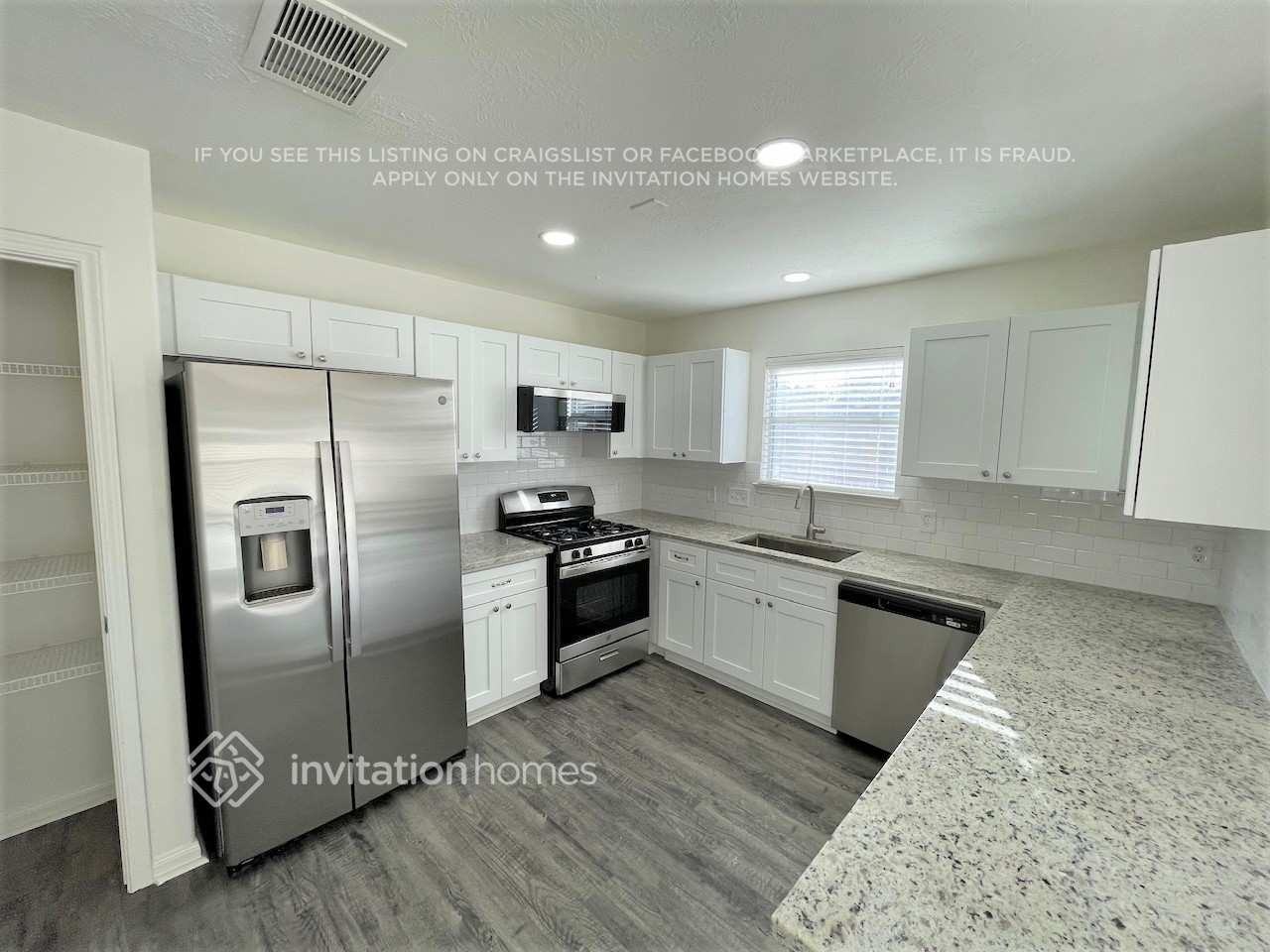 6333 Mountain Pines Ln - Photo 3 of 12