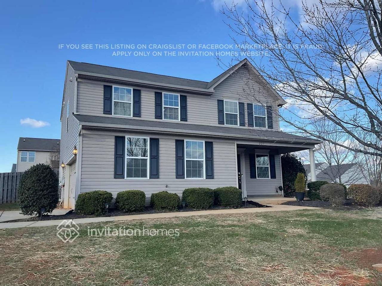 223 Elba Dr - Photo 4 of 20