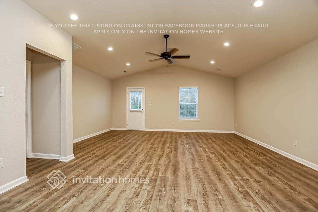 3327 Drysdale Dr - Photo 4 of 12