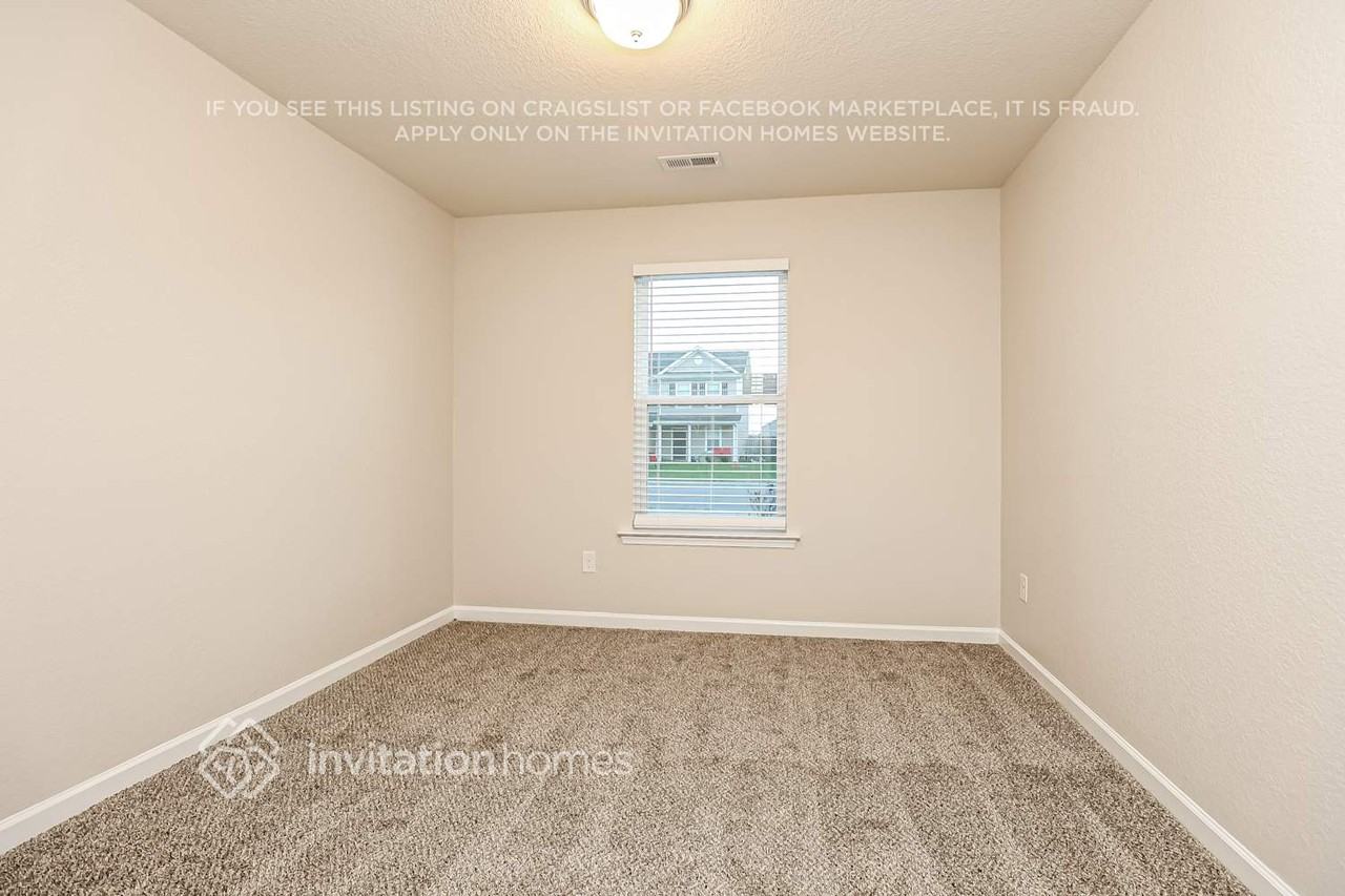 3327 Drysdale Dr - Photo 7 of 12