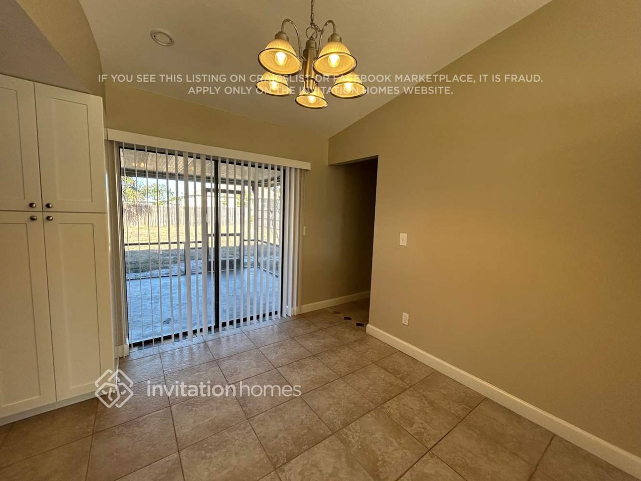 2130 Sw 12th Pl - Photo 5 of 15