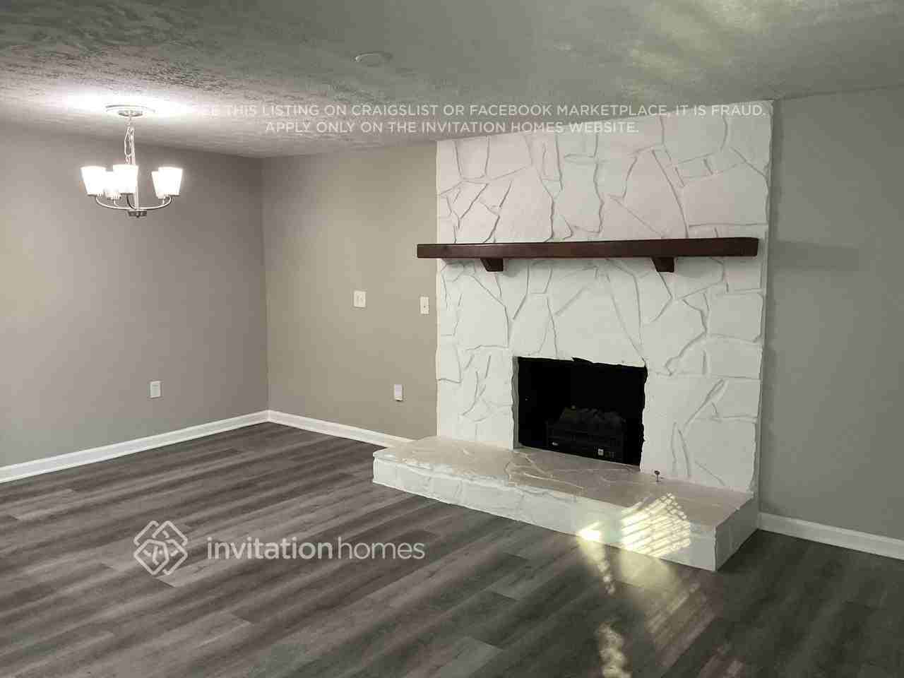 4930 Springbrook Dr - Photo 3 of 15