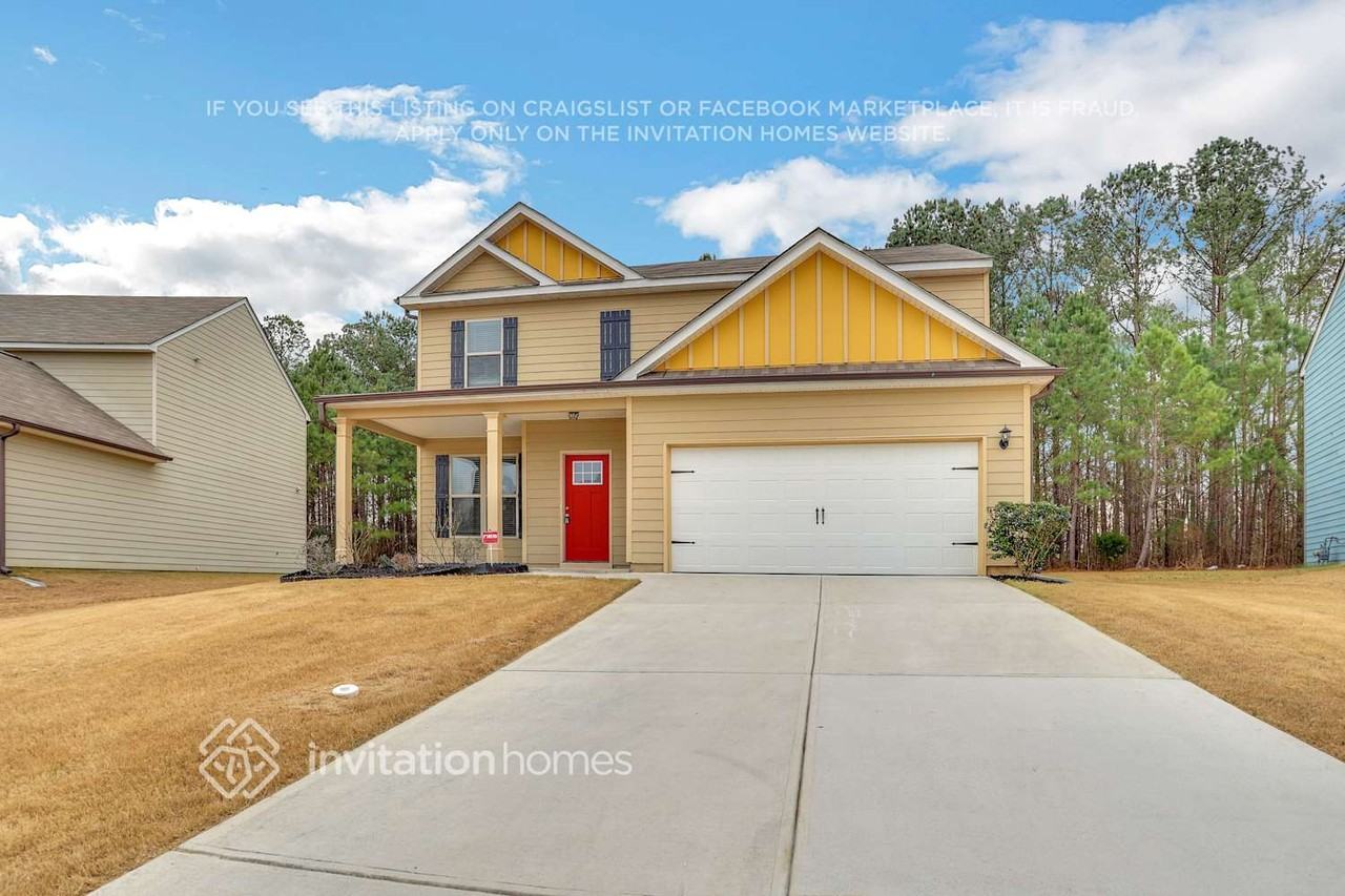 4330 Calidge Dr - Photo 3 of 33