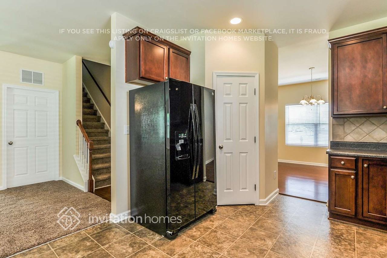 6813 Osprey Landing Dr - Photo 5 of 15