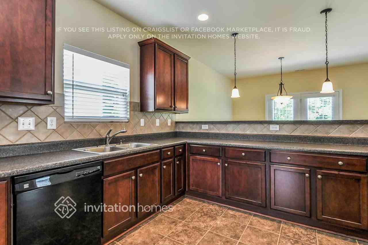 6813 Osprey Landing Dr - Photo 6 of 15