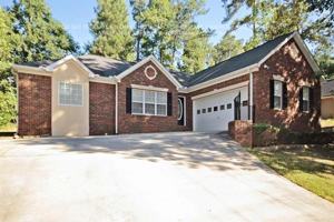 featured image of 3061 Ridgeview Dr