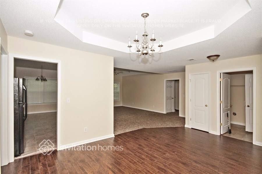 3061 Ridgeview Dr - Photo 4 of 19