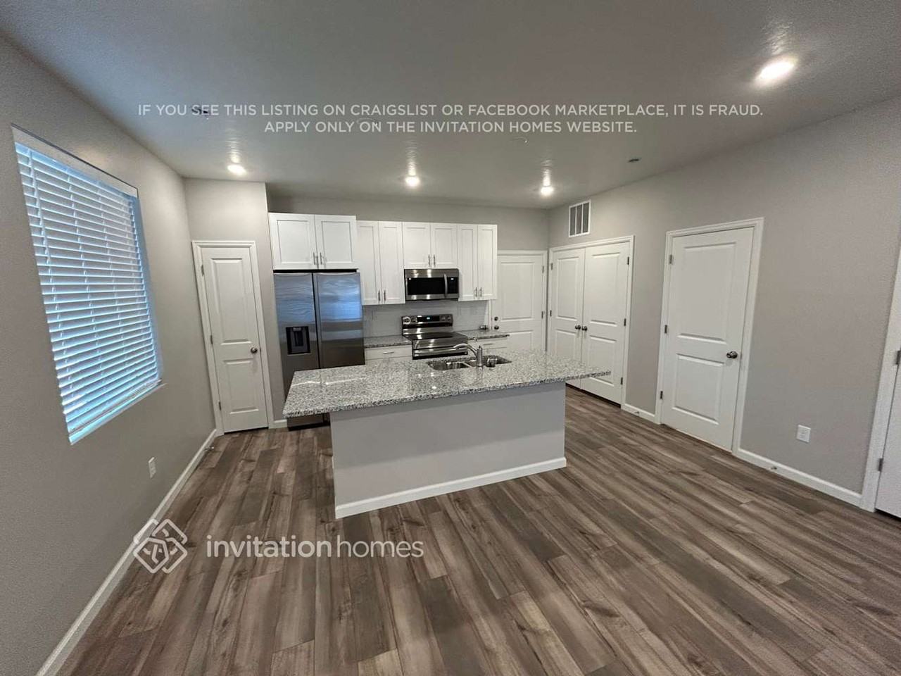 114 N Riverside Dr - Photo 6 of 20