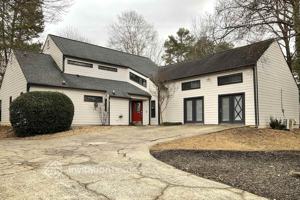 featured image of 2194 Oakrill Ct