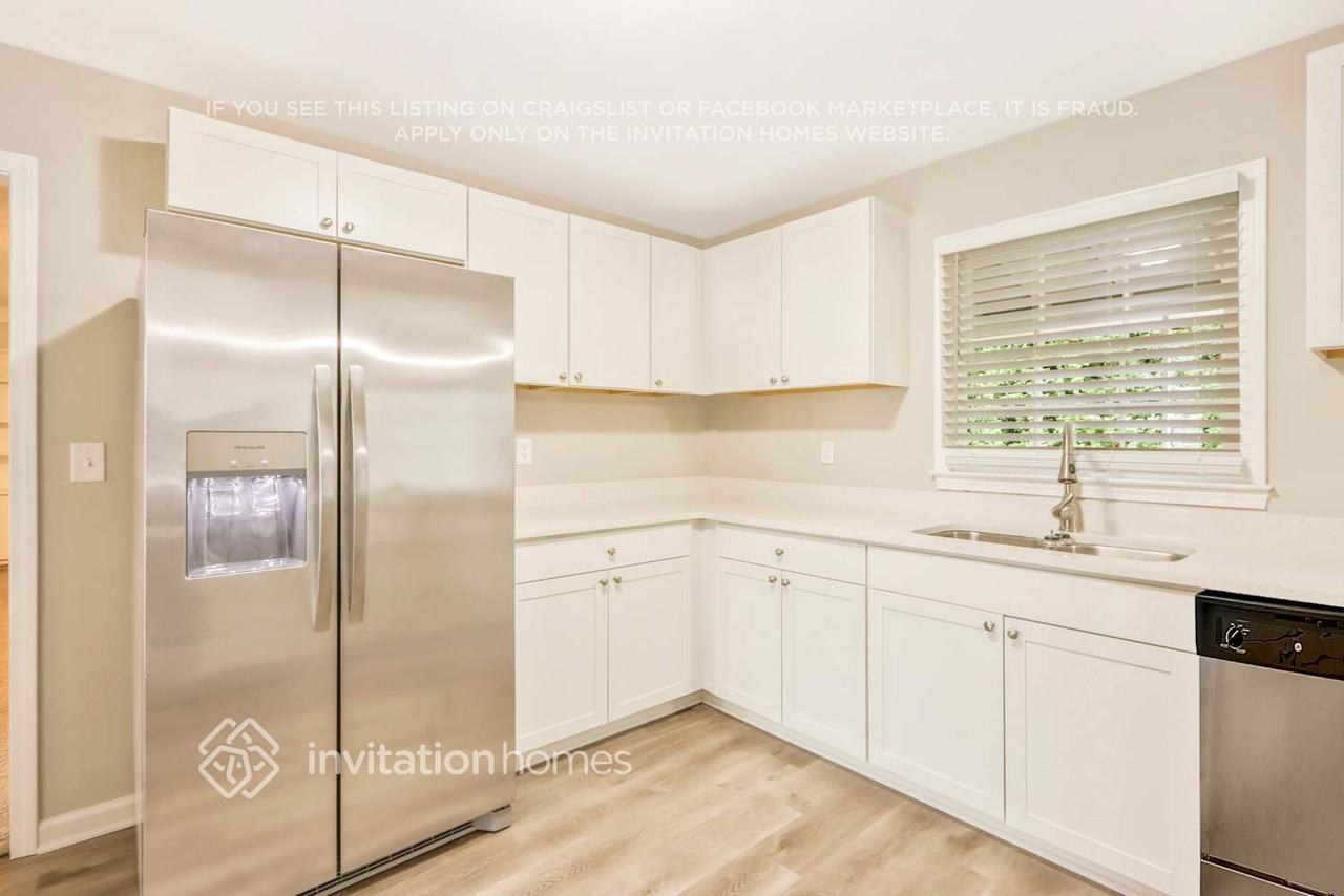 6531 Capstone Cir - Photo 6 of 26