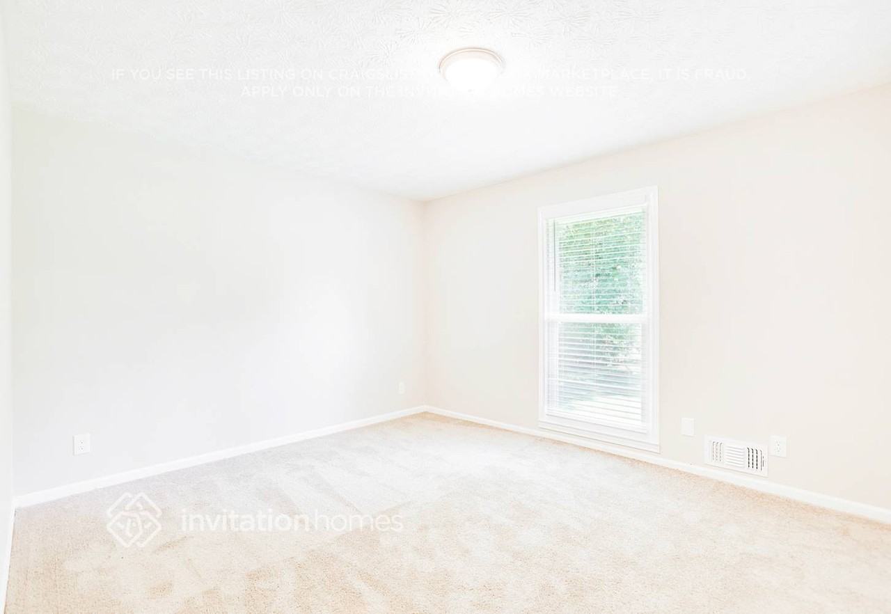 90 Cook Ln - Photo 7 of 14