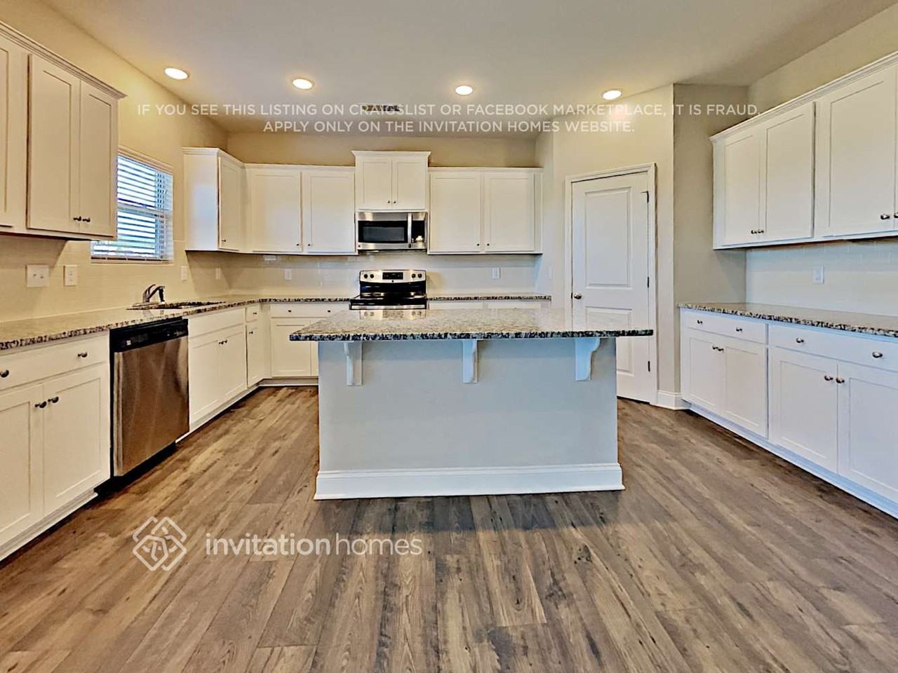 5399 Roberta Crossing Dr - Photo 7 of 22