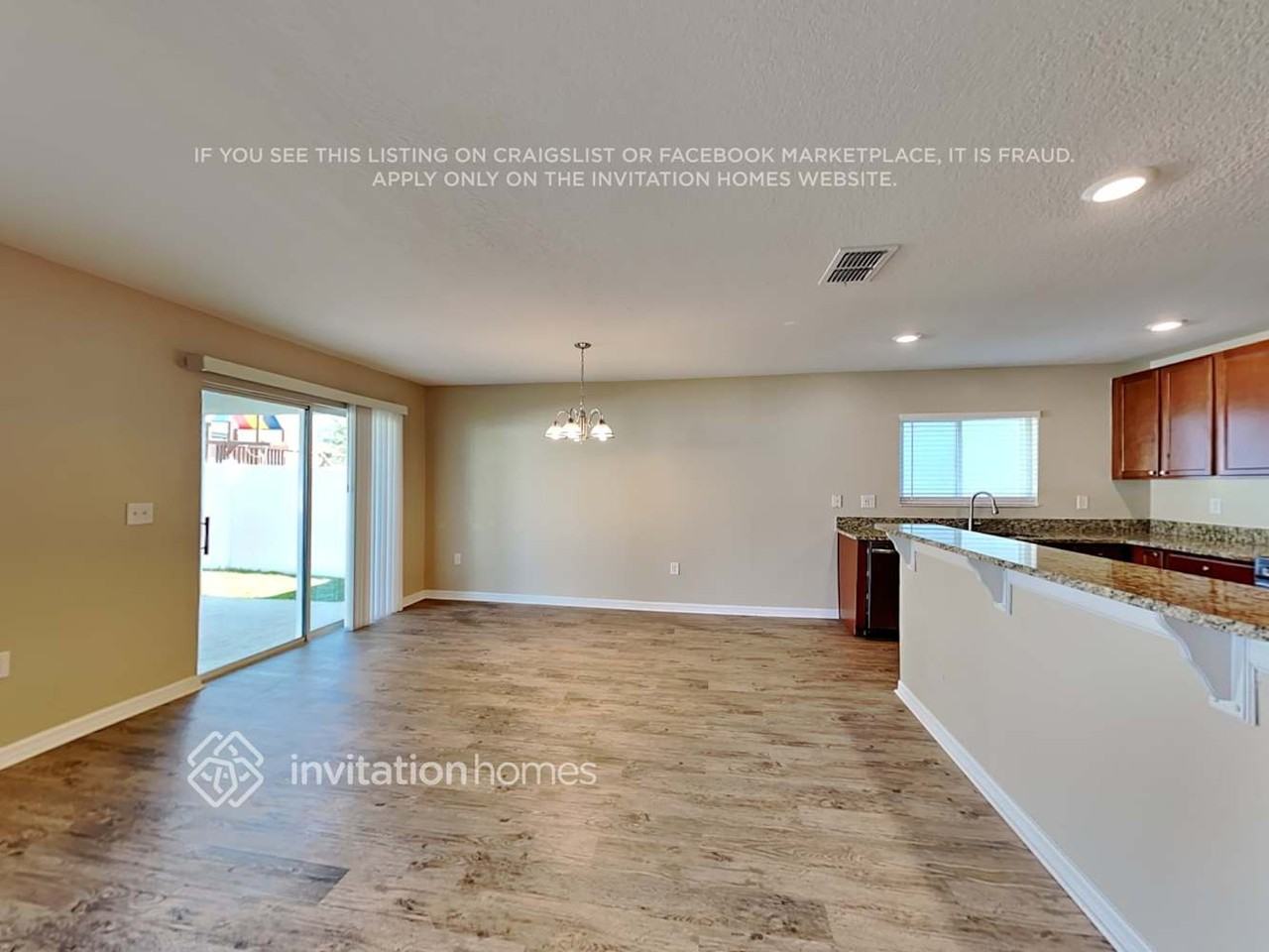 7400 Ibis Dr - Photo 4 of 18