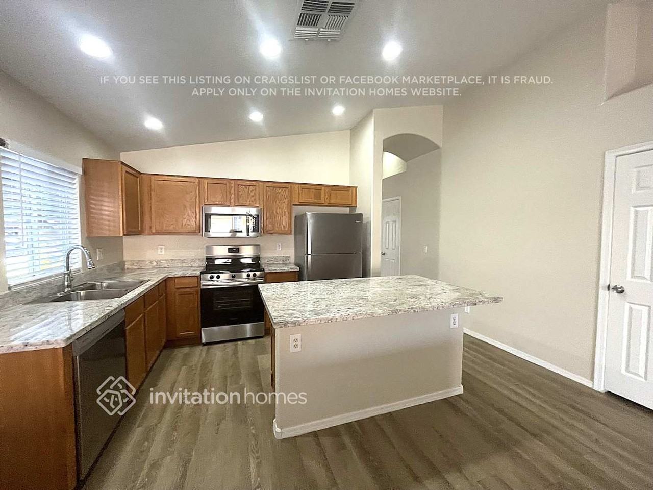 1815 N 120th Dr - Photo 5 of 15