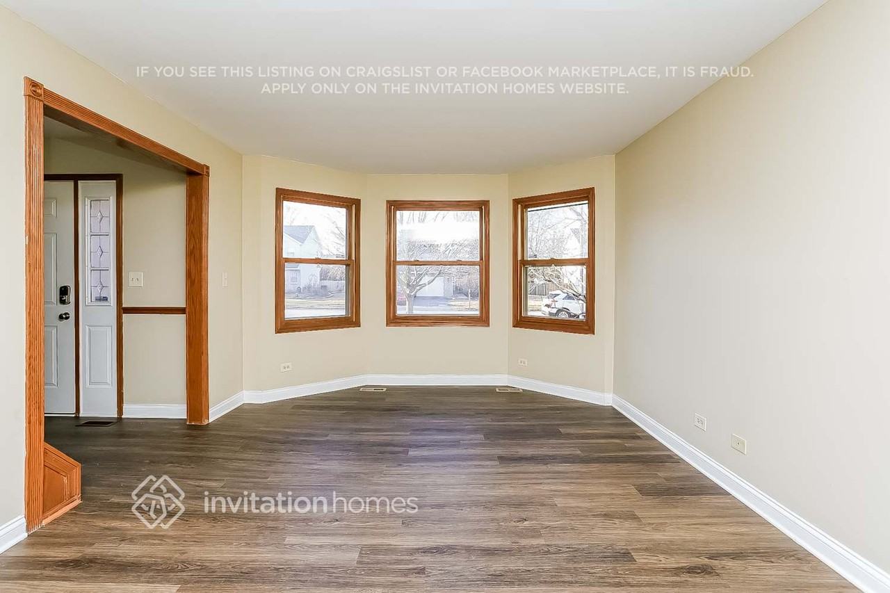 321 Beaver Xing - Photo 5 of 18