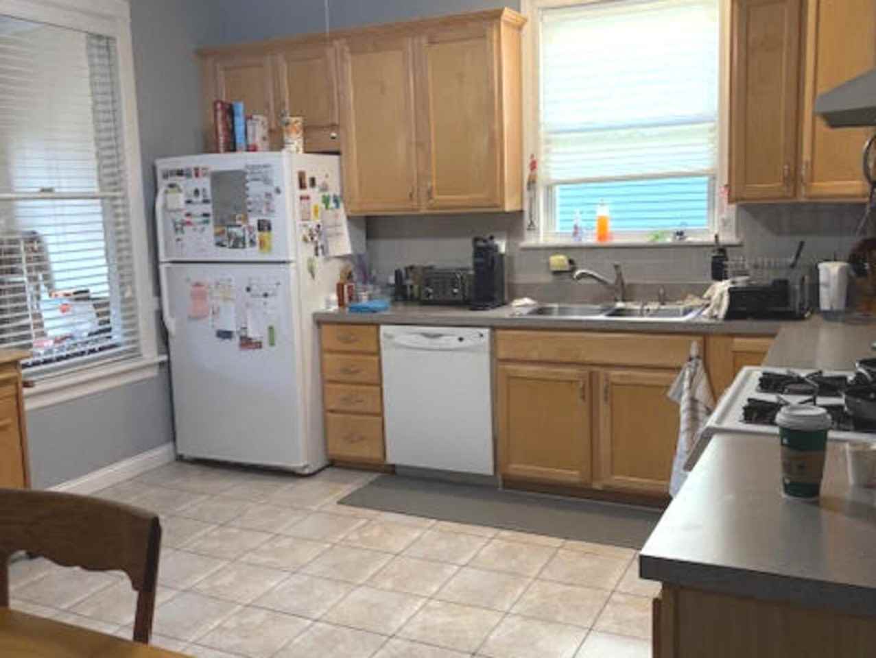 3806 N Leavitt St Unit 2 - Photo 3 of 12