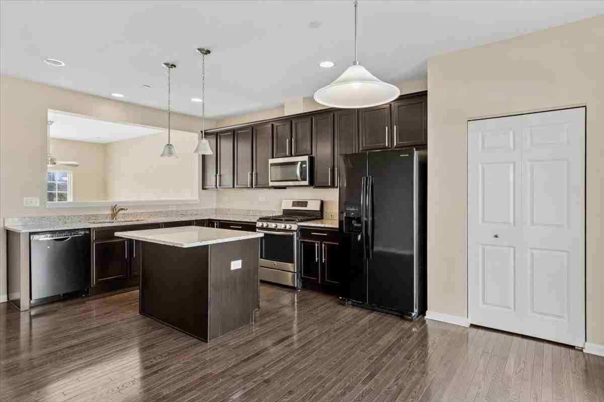 2942 Madison Dr - Photo 7 of 23