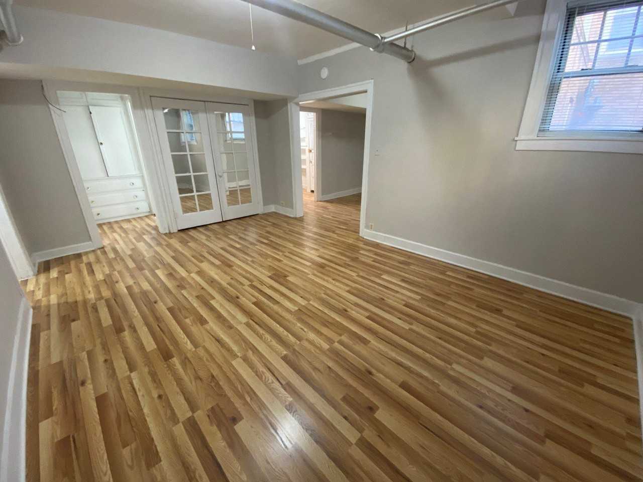 730 Reba Pl Apt G - Photo 5 of 17