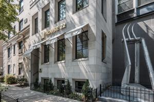 featured image of 22 E Elm St Unit Ph