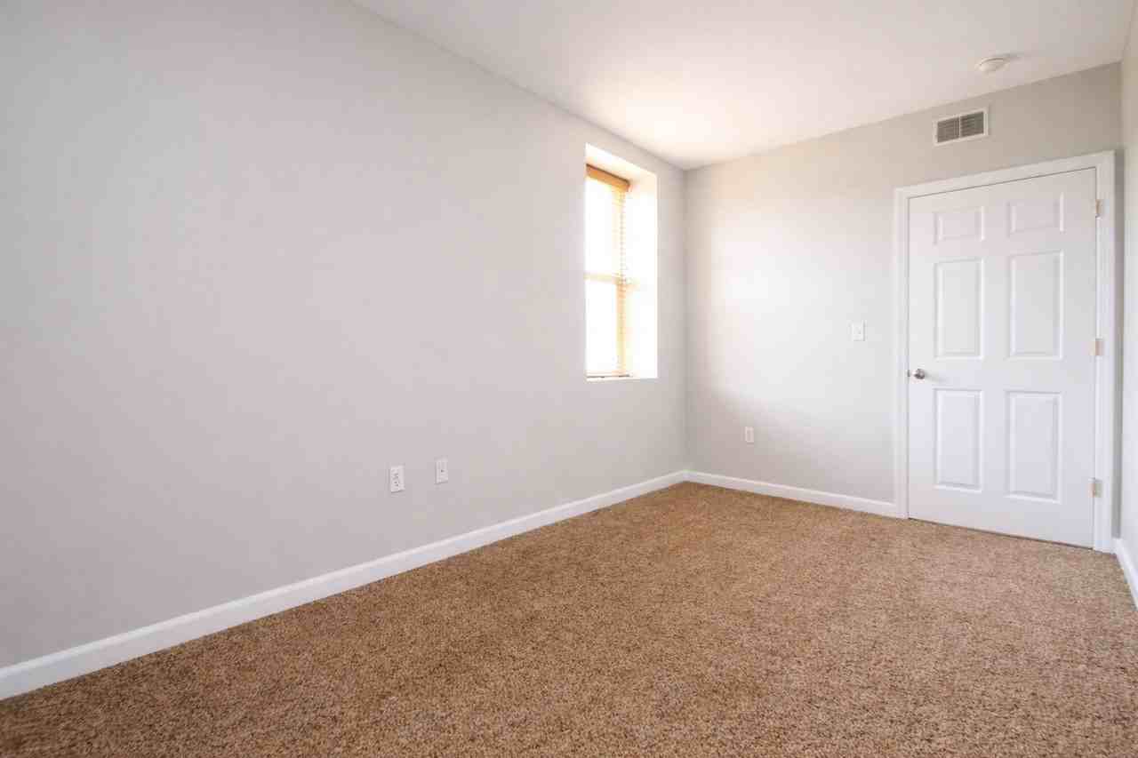 6450 6450 Pleasant StreetApt. 105 #105 - Photo 6 of 9