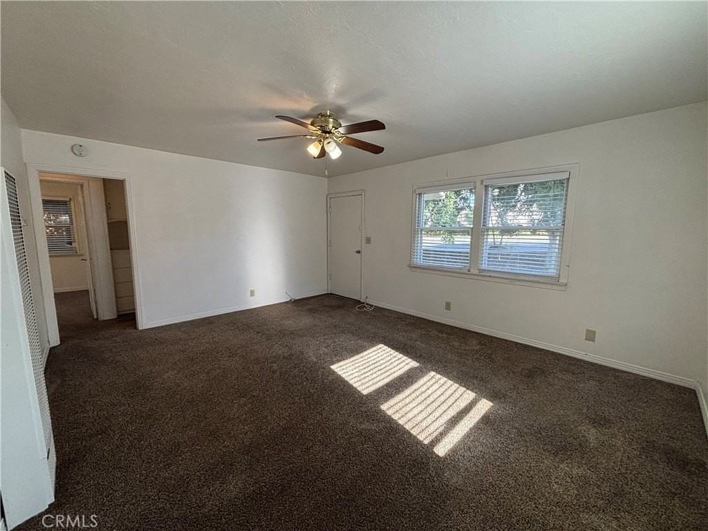 5093 Olivewood Ave - Photo 3 of 12