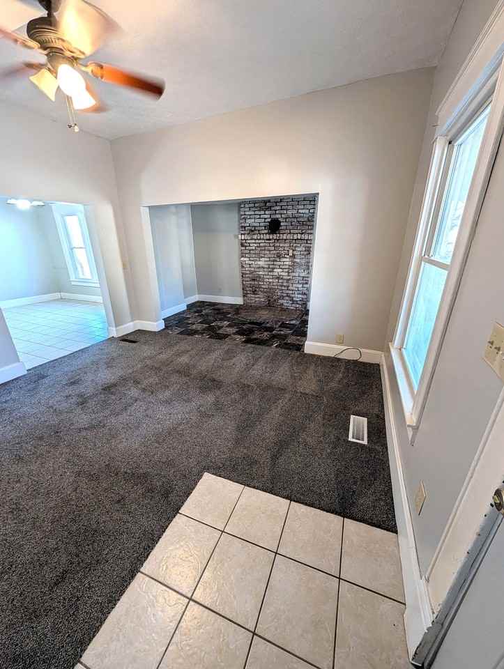 817 S Newton Ave #1 - Photo 2 of 20