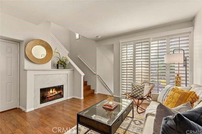 1055 S Saint Tropez Ave - Photo 7 of 27