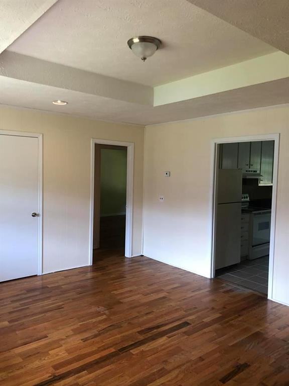 28 Paige St - Photo 4 of 15