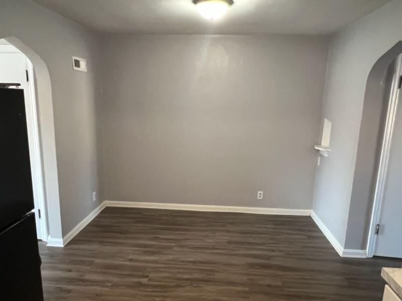 5825 Sunshine Dr #1E - Photo 4 of 13