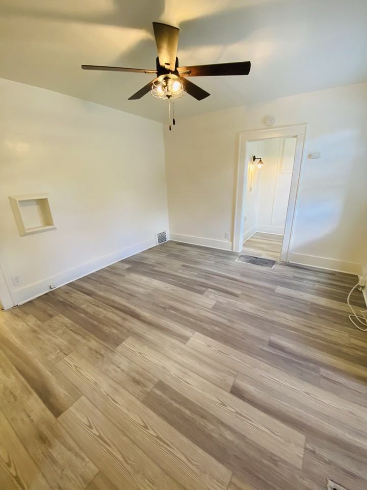 5 S Johnson St - Photo 3 of 26