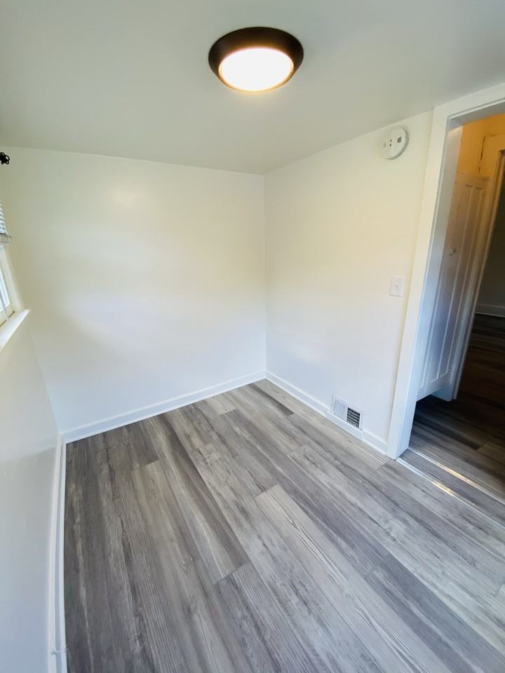 5 S Johnson St - Photo 7 of 26