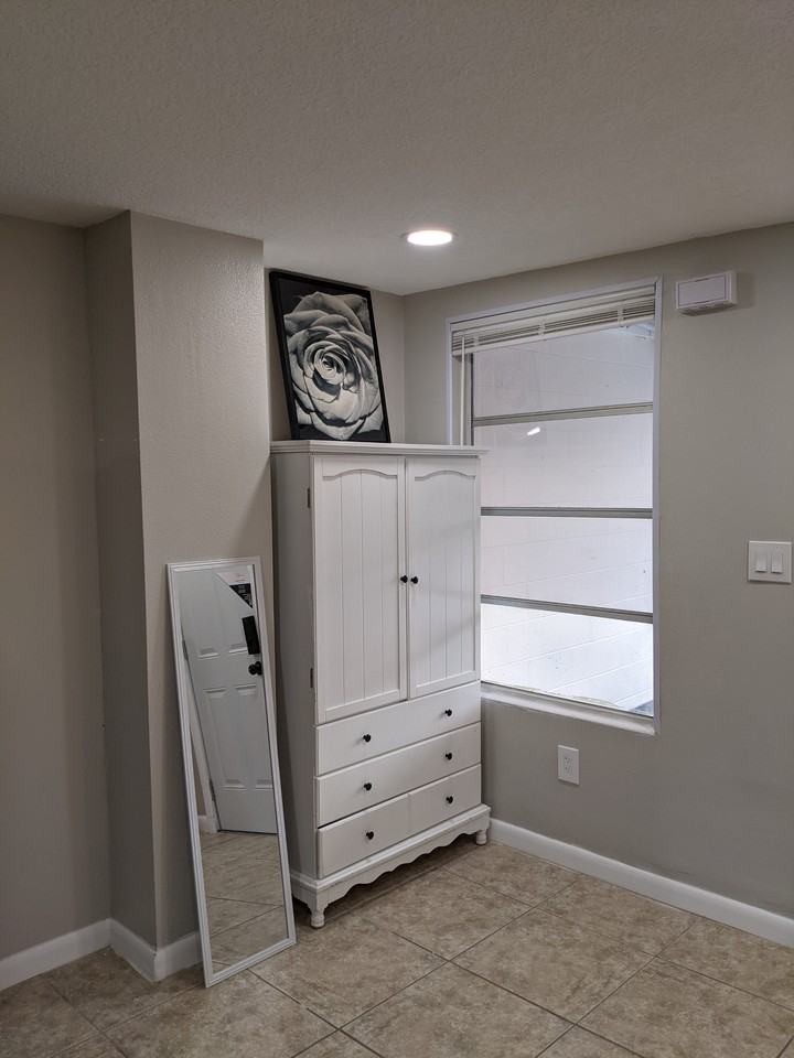 2214 Post Rd #1 - Photo 3 of 6