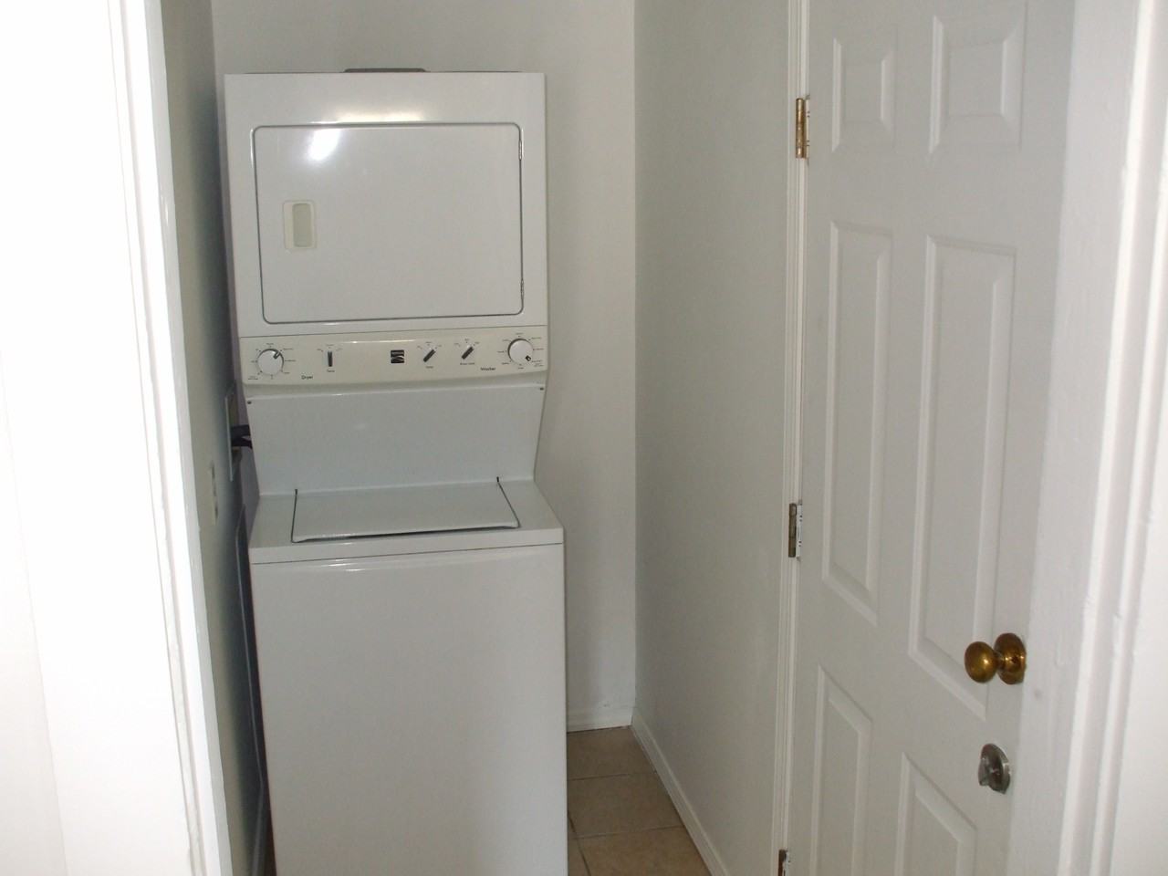 700 E 11th Ave #702 - Photo 4 of 15