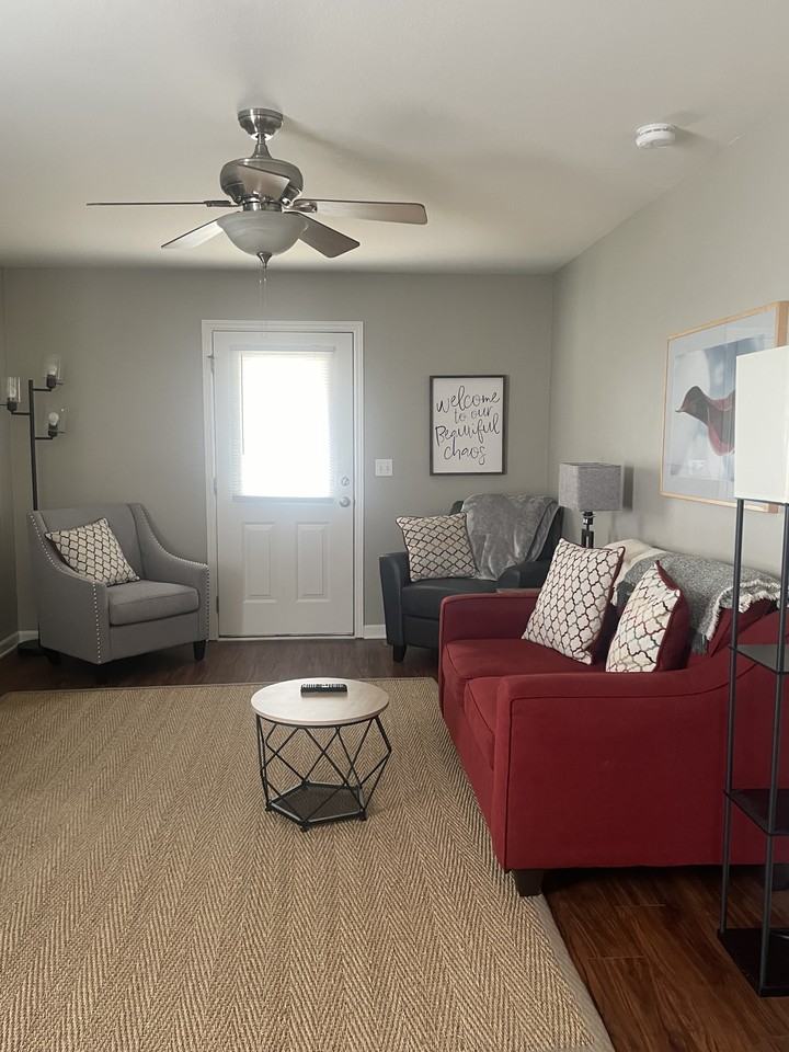 1011 Oak St #A - Photo 5 of 7