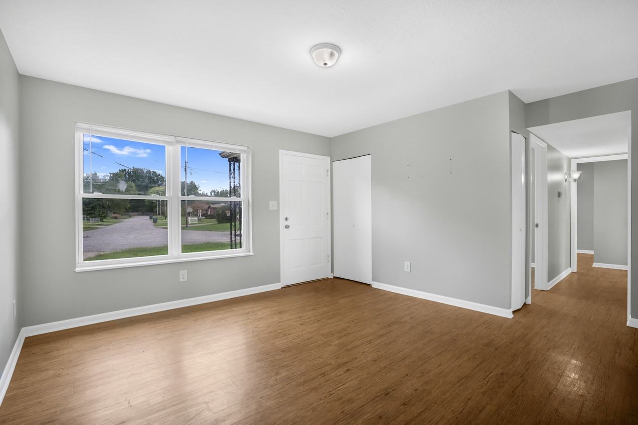 4810 Guy Dr - Photo 3 of 14