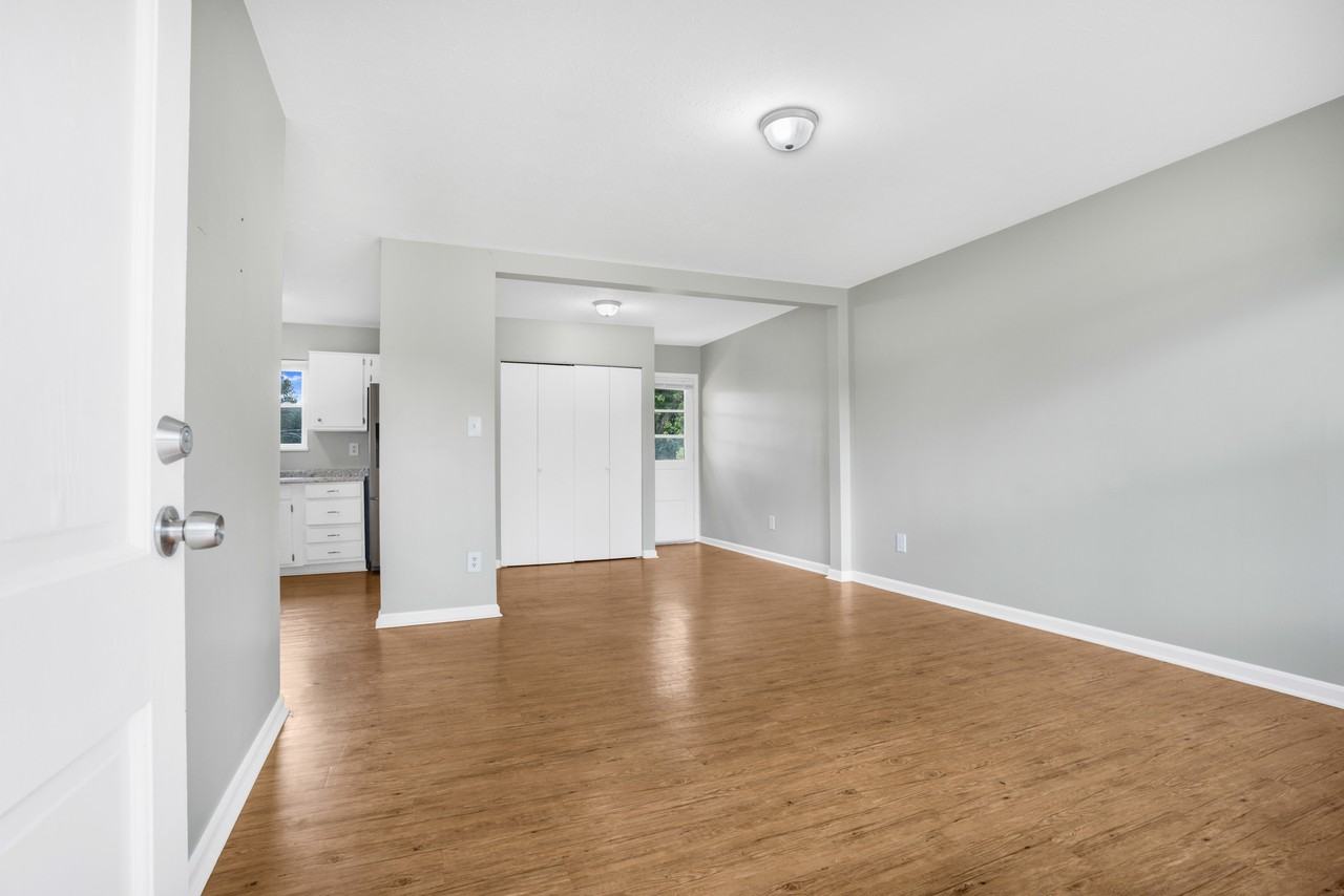 4810 Guy Dr - Photo 4 of 14