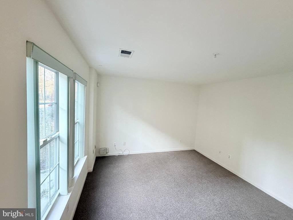 112 Rabbit Chase Dr - Photo 2 of 11