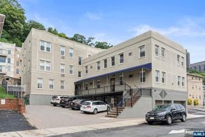 featured image of 280 Undercliff Ave