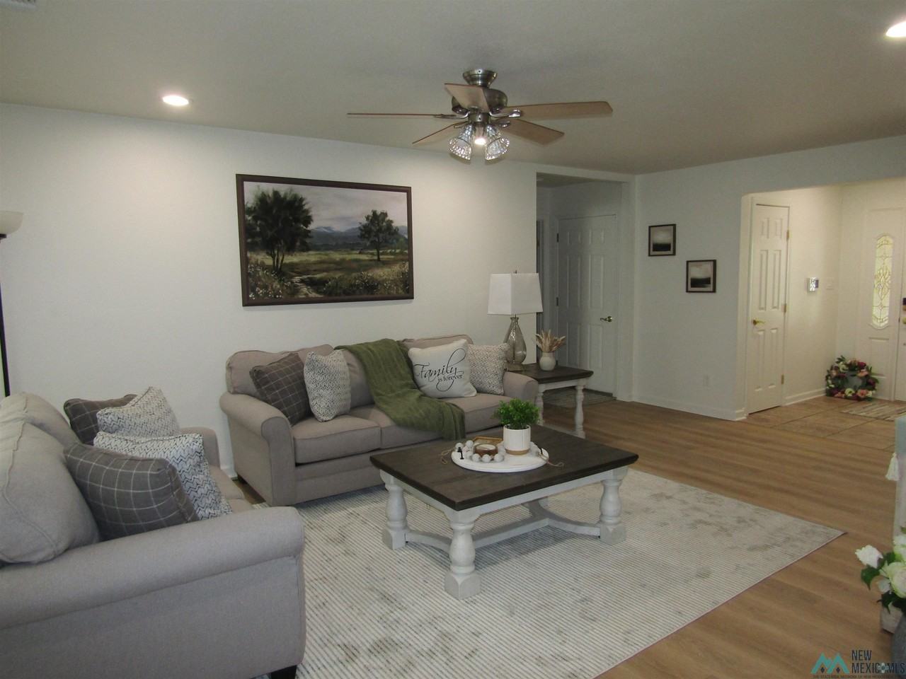 1506 Northgate Pl - Photo 4 of 43