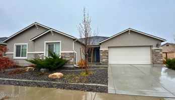 featured image of 7635 Souverain Ln