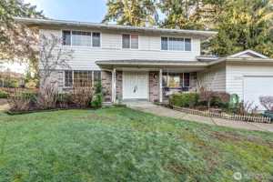 featured image of 12201 Se 65th Pl