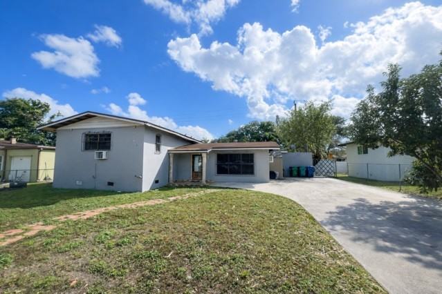 1230 Ne 205th Ter - Photo 7 of 33