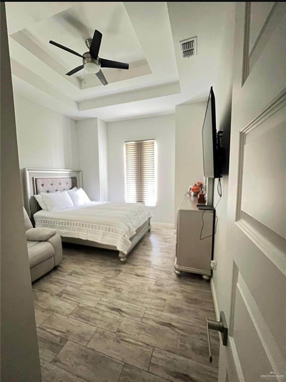 2910 E Bella Vista Ave - Photo 5 of 7