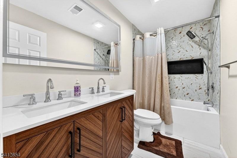 2406 Bayhead Dr - Photo 7 of 9