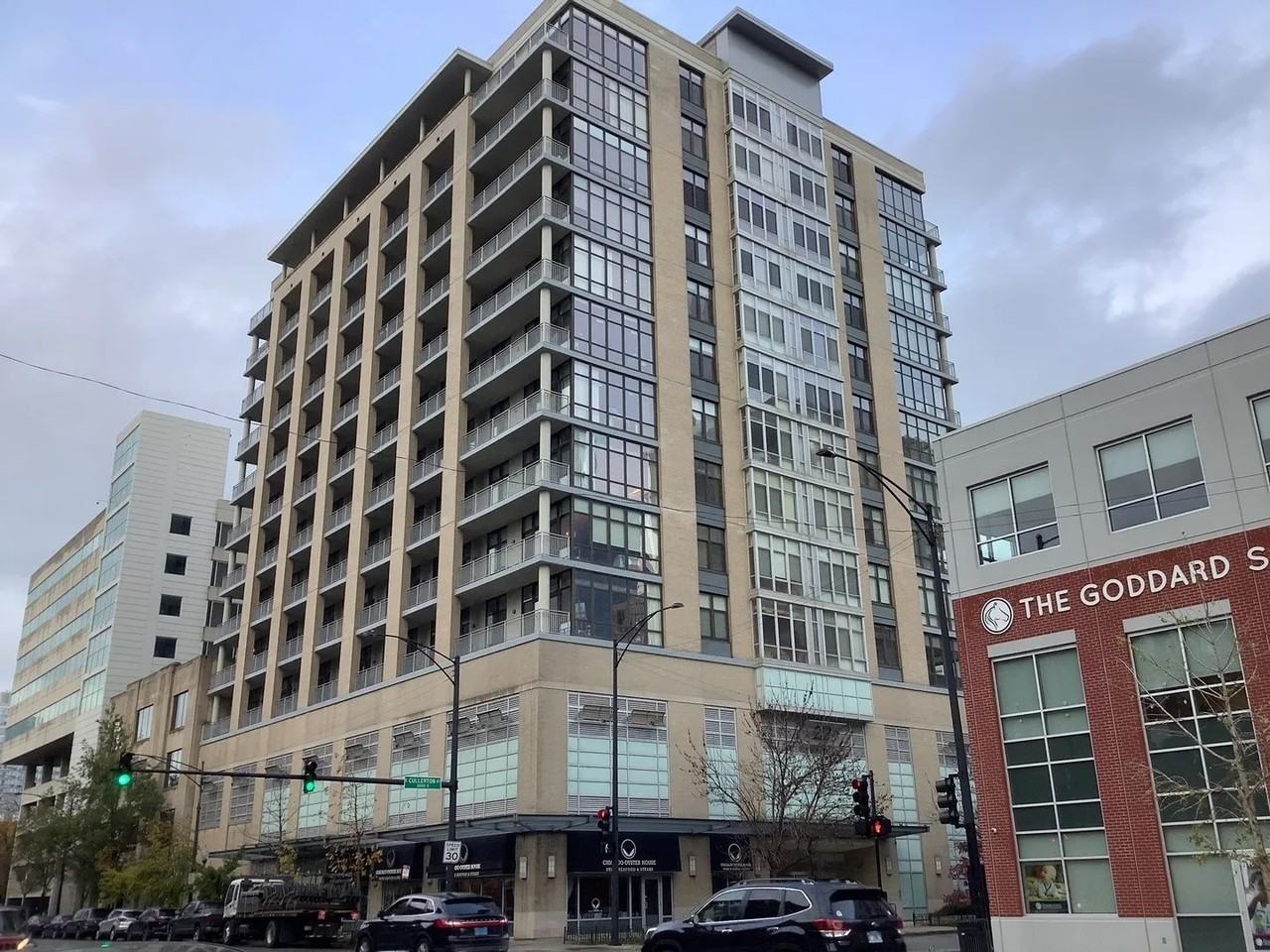 212 E Cullerton St ##1010