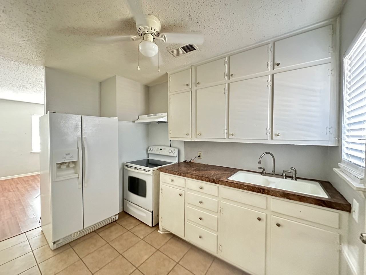 3214 W Kansas Ave #A - Photo 5 of 12