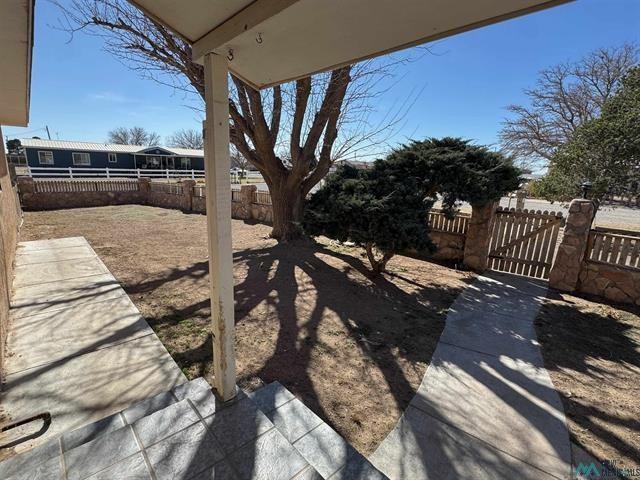 12 Mockingbird Ln - Photo 3 of 18