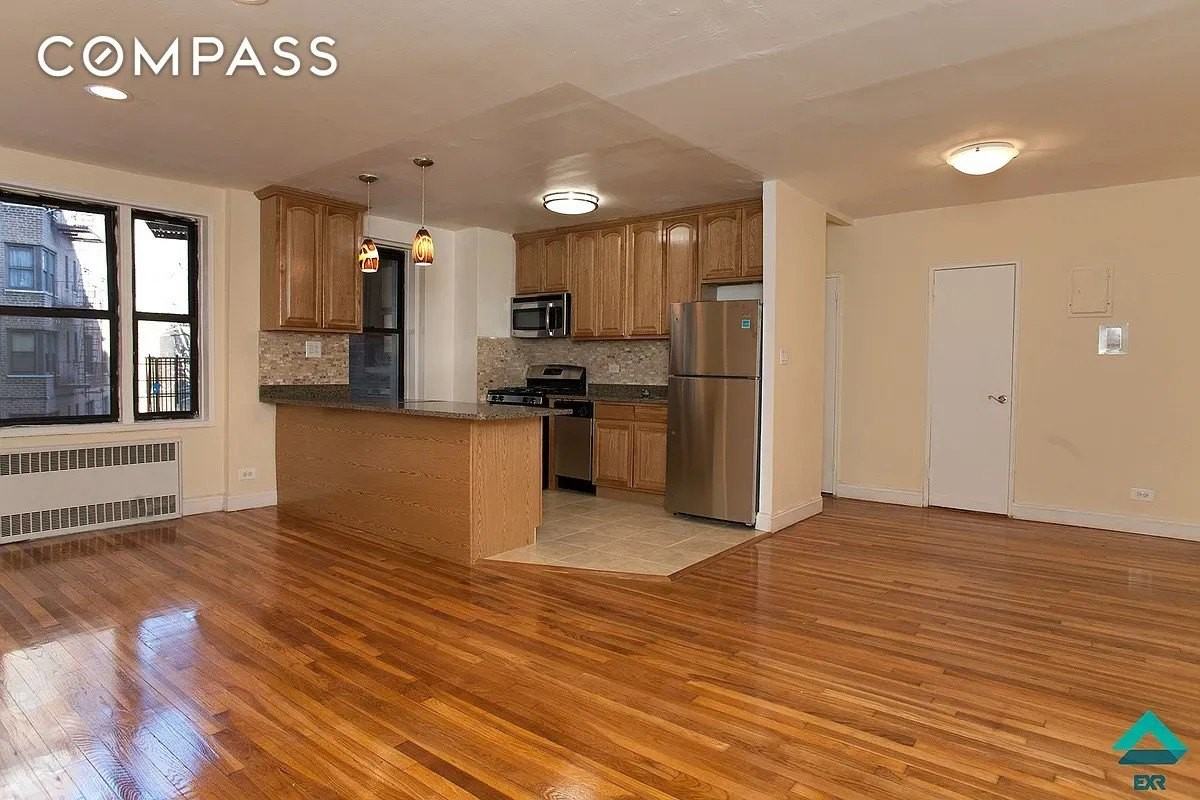 1801 Dorchester Rd #6B - Photo 2 of 4